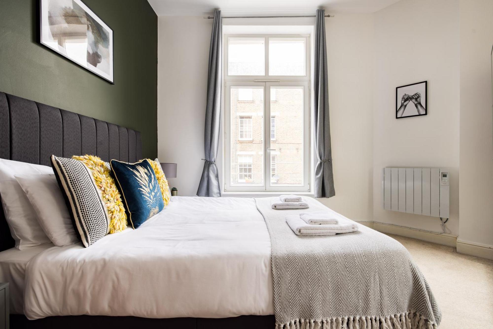 Апартаменты The Whitecross Street Collection Лондон Экстерьер фото